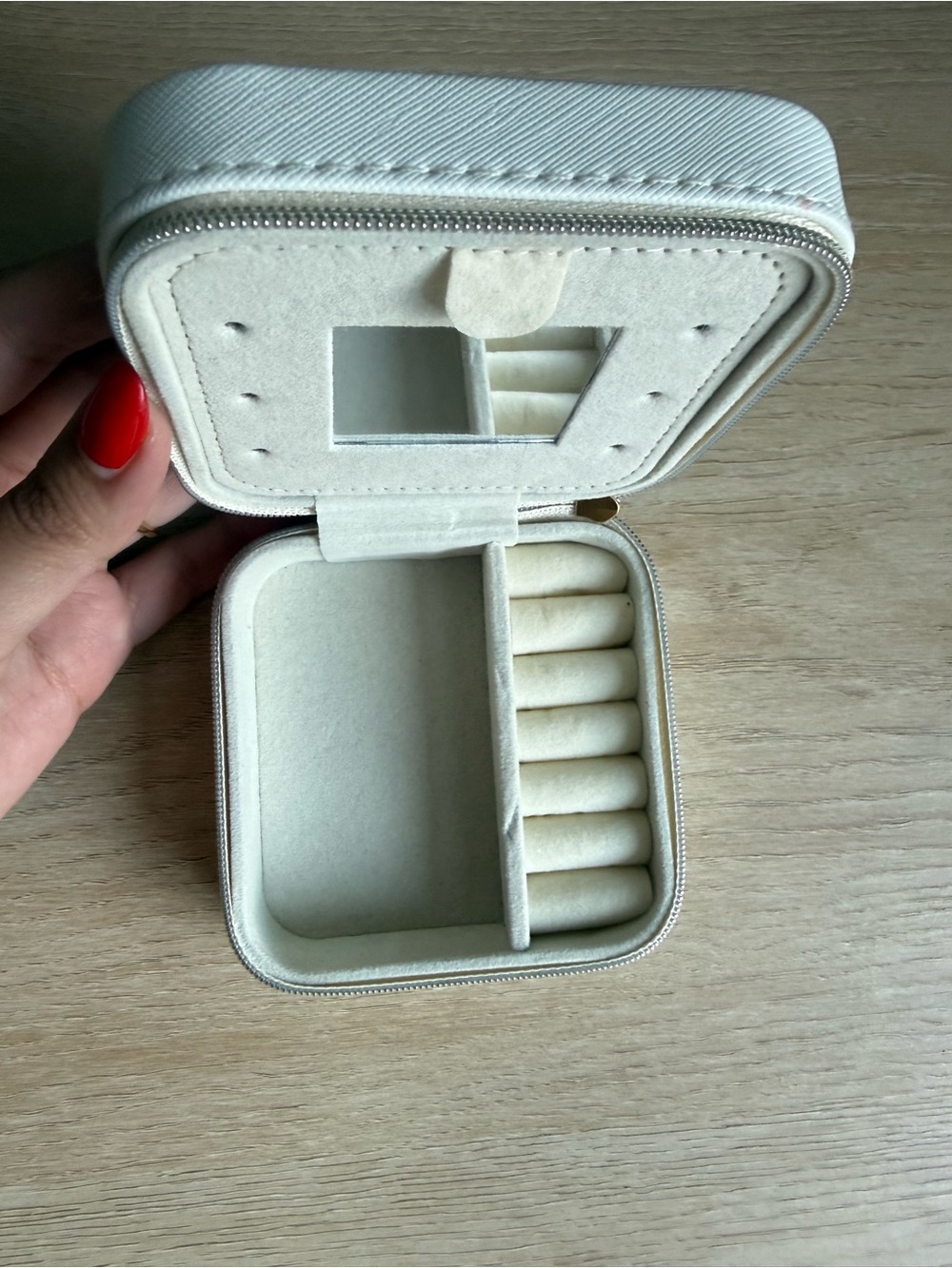 Travel Jewelry Box Organizer White Vegan Leather Mirror Case - Picture 3 of 6
